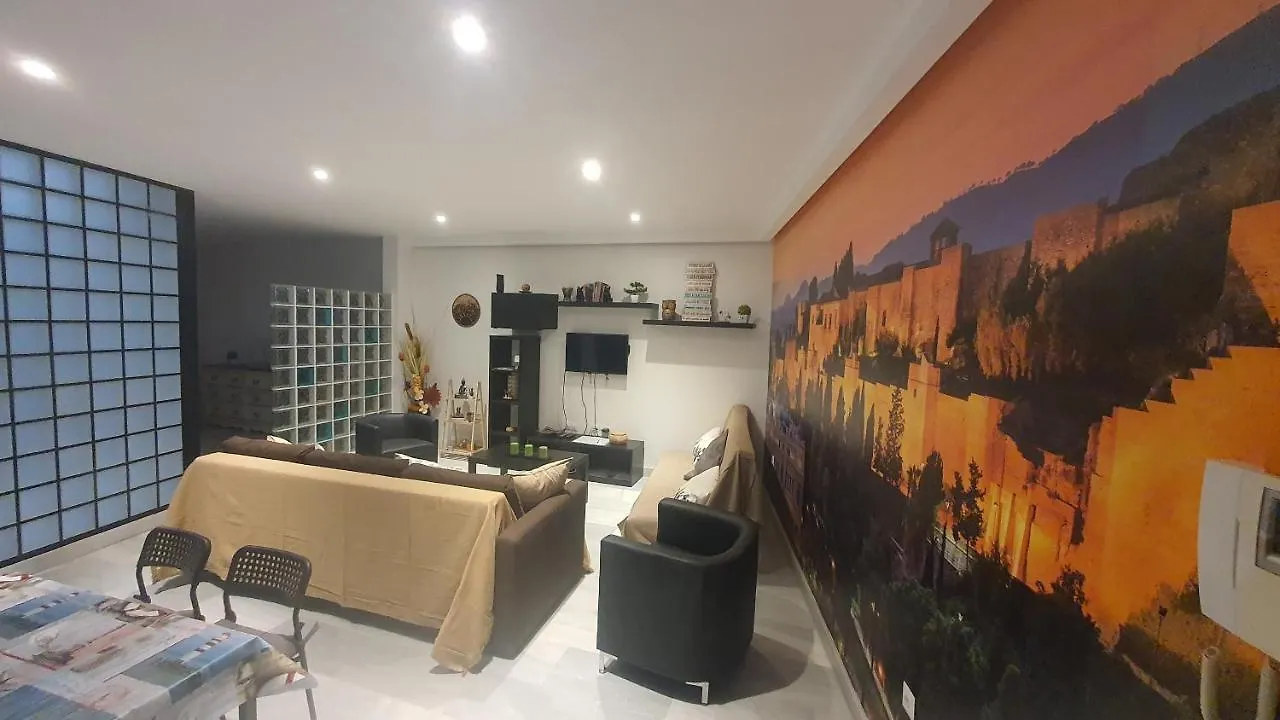 Lyrioshomes Apartamentos Los Treboles 马拉加 西班牙